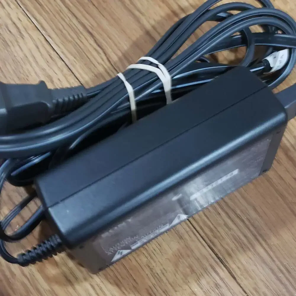 Sony AC-LS1A AC Power Supply Adapter Charger 4.2V 1.5A